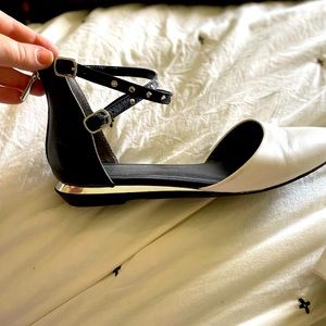 Bleeker & Bond flats size 8